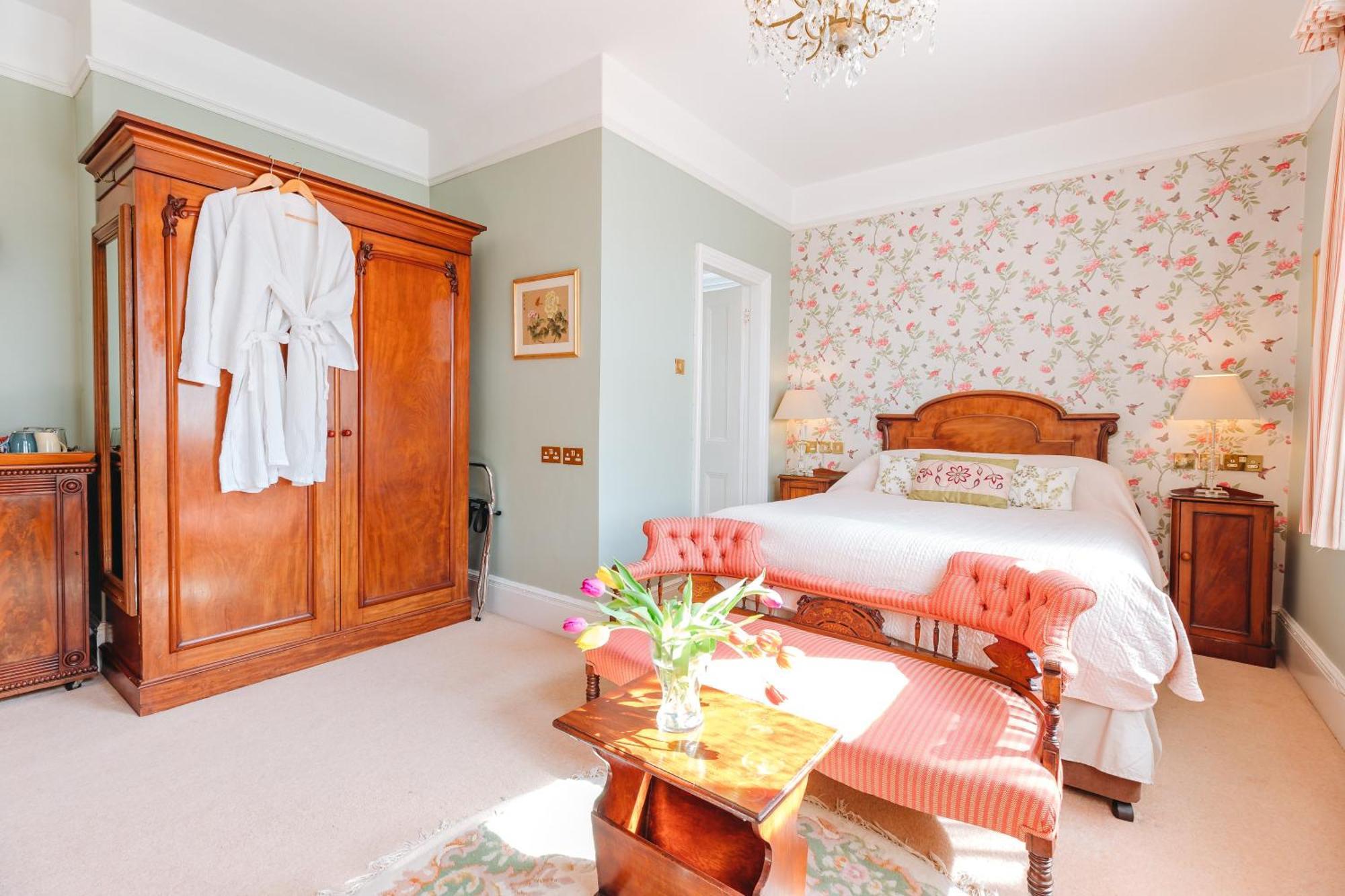 The Old Vicarage Hotel บริดจ์นอร์ท ภายนอก รูปภาพ