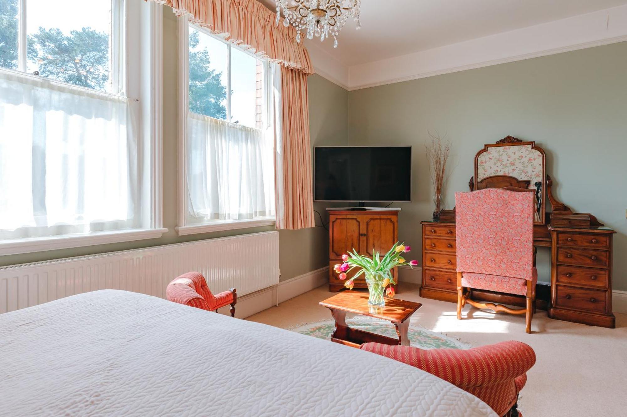 The Old Vicarage Hotel บริดจ์นอร์ท ภายนอก รูปภาพ